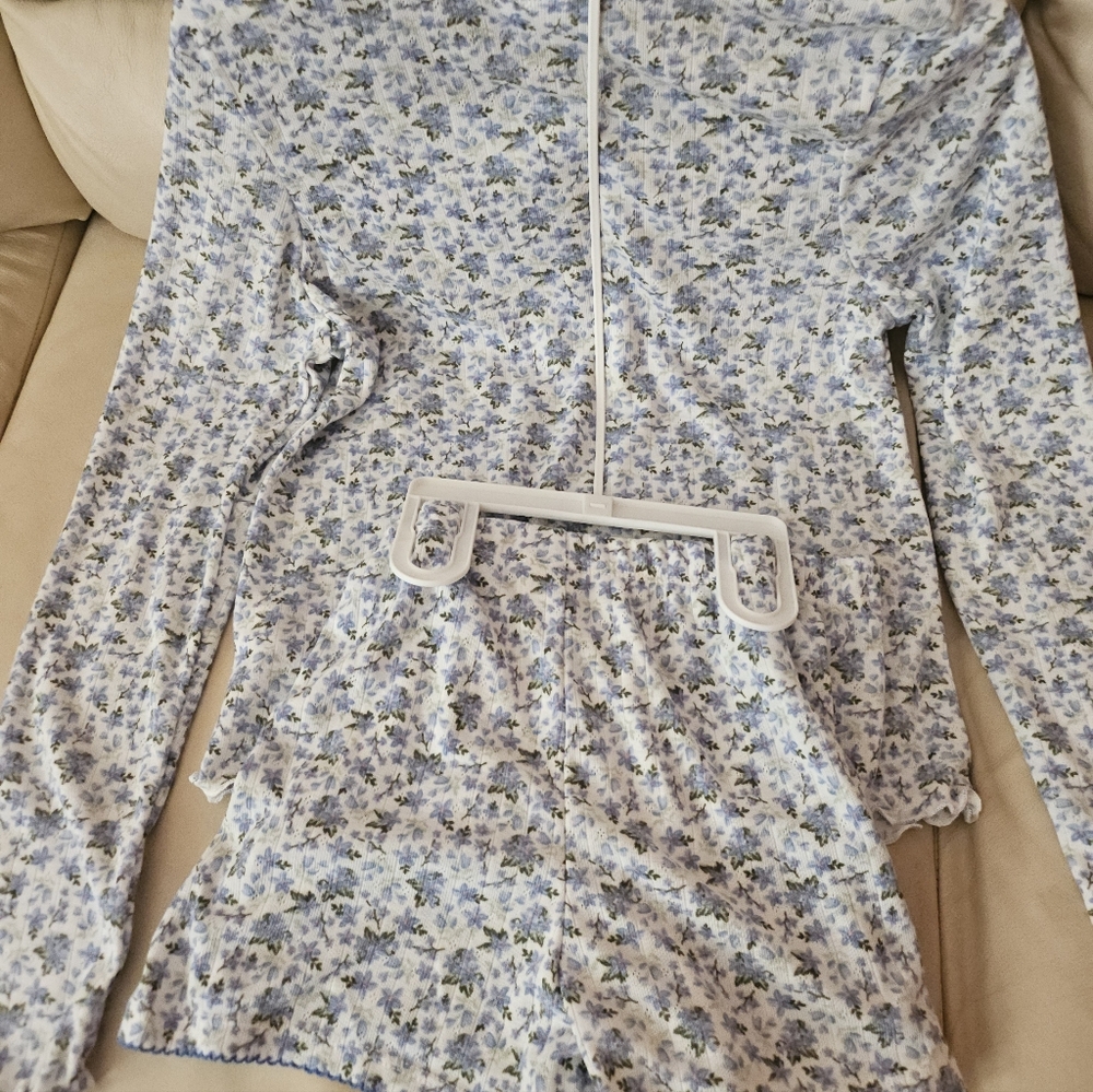 Art Class Blue and White Sleepwear Set